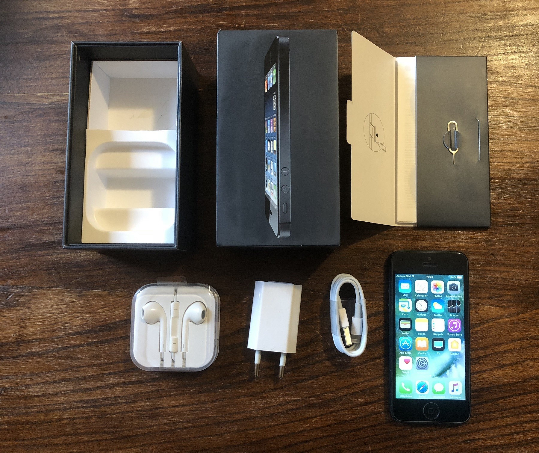 Iphone 5 Noir 16go D Occasion Recondionne La Clinique De L Informatique