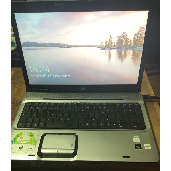 PC Portable HP 17,1 pouces Intel Core2 Duo - 3Go DDR2 - HDD 500Go - Vidéo Nvidia GeForce 8600 512Mo